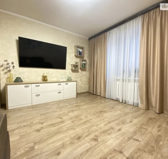 Фото 1. Двухкомнатная квартира, продажа. Полтава