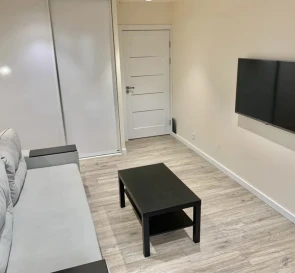 Photo 2. Three-Room flat, for sale. Kyiv Голосеевский, Demiivska