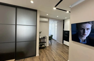 Foto piso, en venta. Sofiivska Borshchahivka Boholiubova