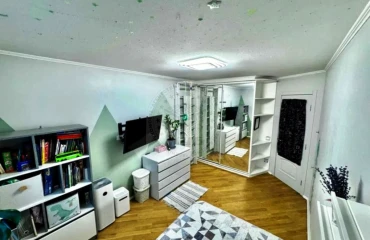 Foto piso, en venta. Kyiv Соломенский, Vokzalna