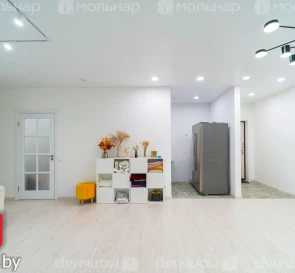 Фото 2. Трехкомнатная квартира, продажа. Минск Октябрьский