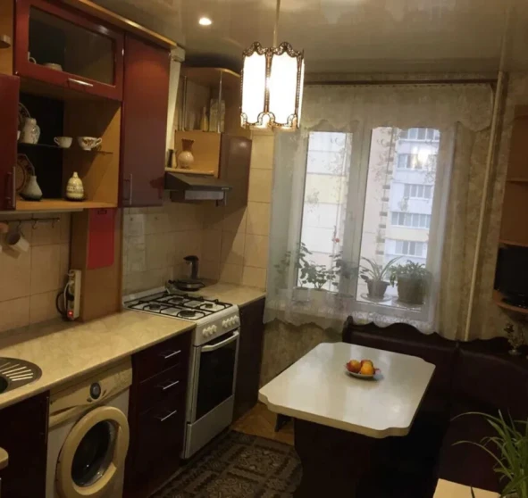 Фото 1. Трехкомнатная квартира, продажа. Полтава Шевченковский (Октябрьский)