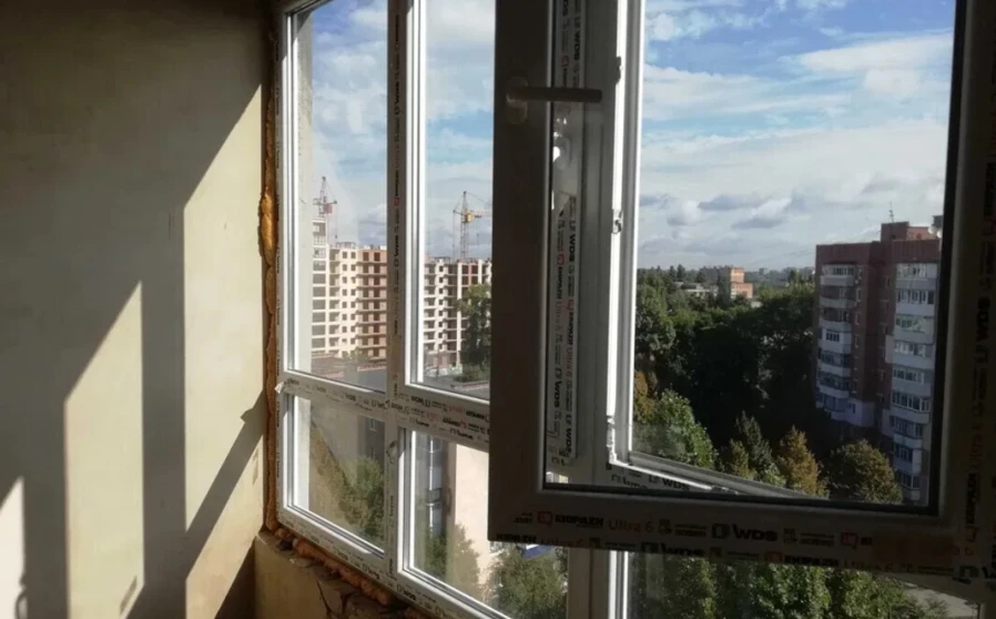 Фото 1. Двухкомнатная квартира, продажа. Полтава Шевченковский (Октябрьский)