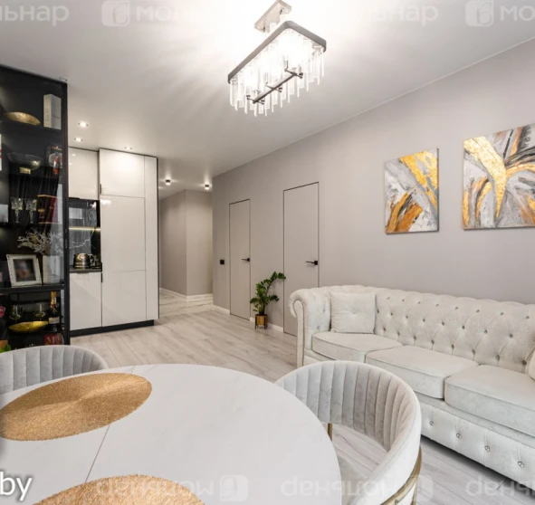 Fotografie 1. Trei Camere apartament, de vânzare. Minsk Октябрьский