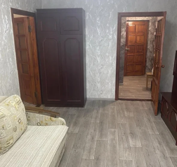 Foto 1. Monoambiente piso, para alquilar. Poltava Шевченковский (Октябрьский)