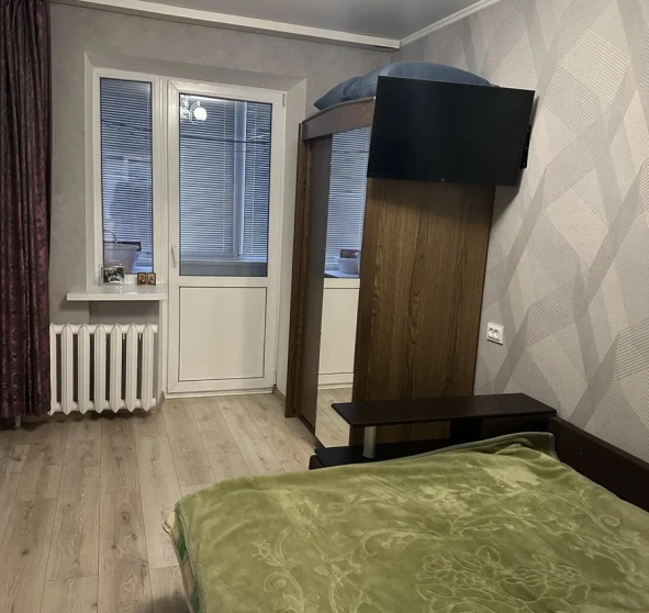 Photo 1. Three-Room flat, to rent. Poltava Шевченковский (Октябрьский)