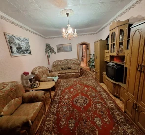 Foto 3. Tres Ambientes piso, para alquilar. Poltava