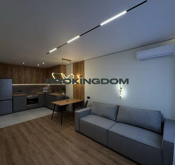 Foto 1. Monoambiente piso, en venta. Kyiv Подольский