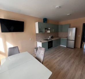 Foto 2. Tres Ambientes piso, para alquilar. Kyiv Дарницкий