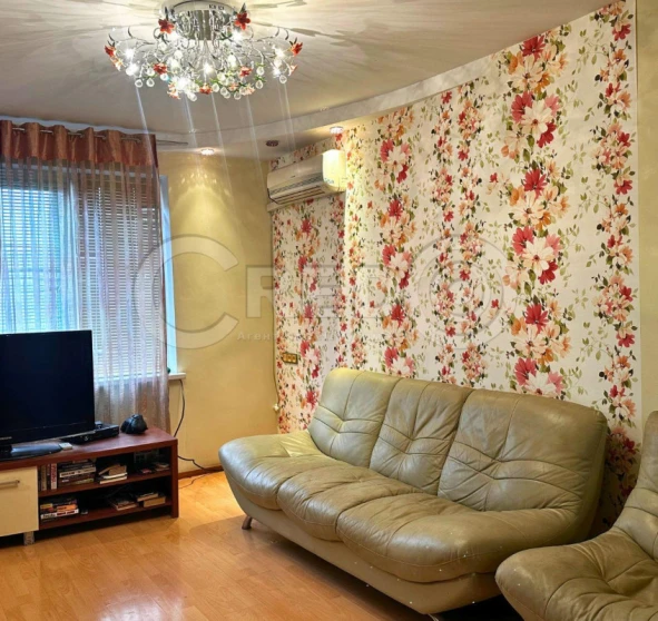 Photo 1. Three-Room flat, for sale. Kryvyi Rih Центрально-Міський