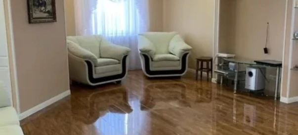Фото 1. Четырехкомнатная квартира, продажа. Житомир Центр