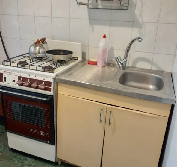Foto 1. Monoambiente piso, para alquilar. Poltava Шевченковский (Октябрьский)