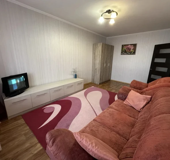 Fotografie 1. Garsonieră apartament, de închiriat. Poltava Шевченковский (Октябрьский)