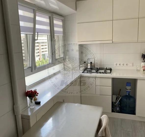 Fotografie 1. Trei Camere apartament, de vânzare. Kyiv Соломенский, Vokzalna