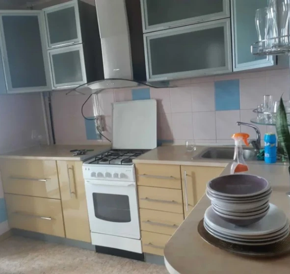Foto 1. Monoambiente piso, para alquilar. Poltava Шевченковский (Октябрьский)