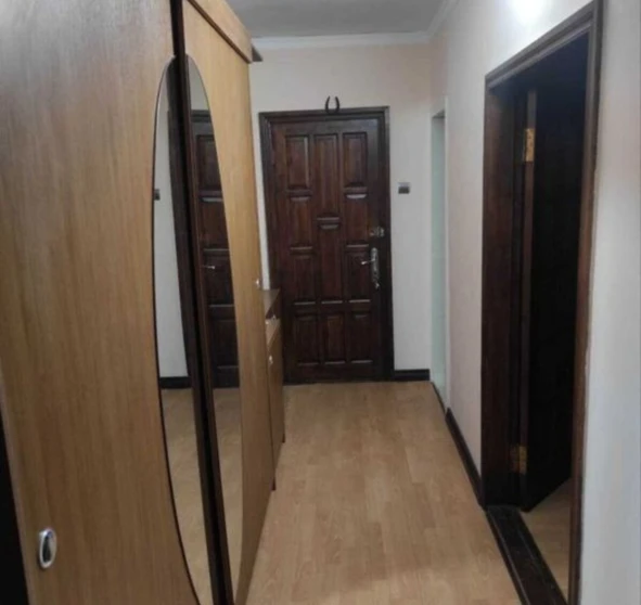 Photo 1. Three-Room flat, for sale. Poltava Подольский