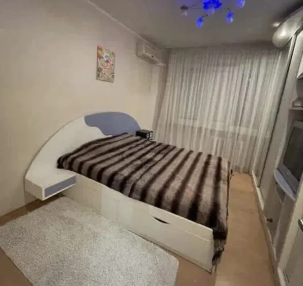 Photo 1. Four-Room flat, for sale. Poltava Подольский