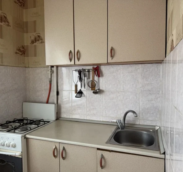 Photo 1. One-Room flat, for sale. Kyiv Святошинский, Syatoshyn
