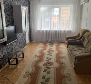 Фото 2. Трехкомнатная квартира, аренда. Полтава Киевский