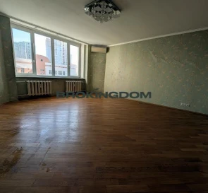 Фото 3. Четырехкомнатная квартира, продаж. Київ Дарницкий