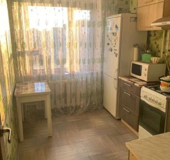 Photo 1. Three-Room flat, to rent. Poltava Шевченковский (Октябрьский)