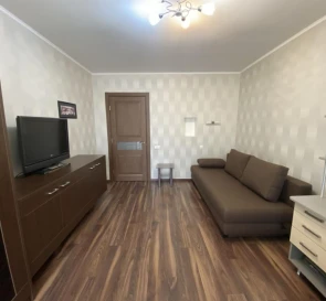 Фото 4. Трикімнатна квартира, оренда. Київ Дарницкий