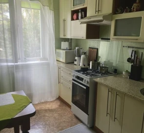Photo 2. Three-Room flat, for sale. Poltava Шевченковский (Октябрьский)