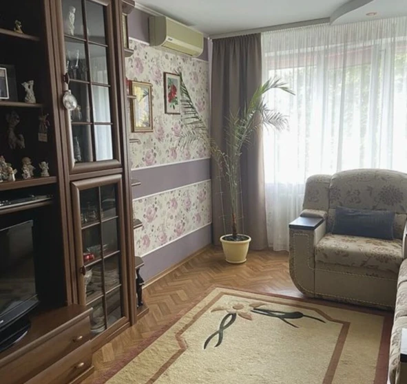 Photo 1. Three-Room flat, for sale. Poltava Шевченковский (Октябрьский)