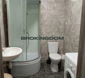 Фото 4. Однокомнатная квартира, продажа. Погребы