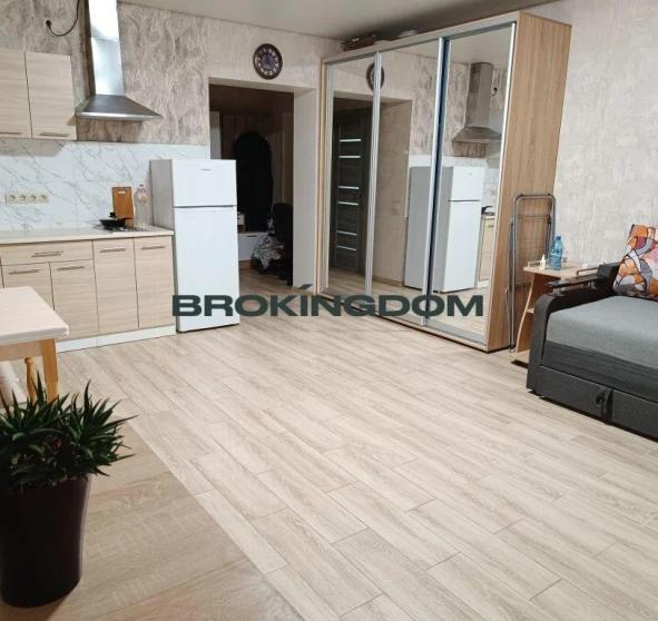 Фото 1. Однокомнатная квартира, продажа. Погребы