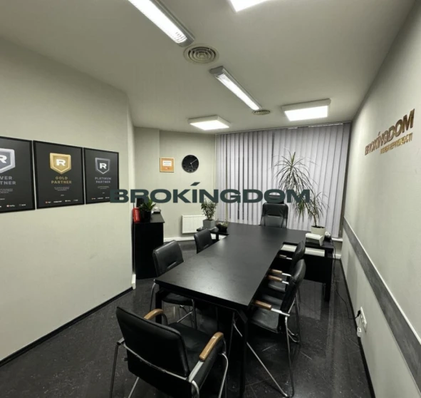 Фото 1. Трикімнатна квартира, продаж. Київ Печерский