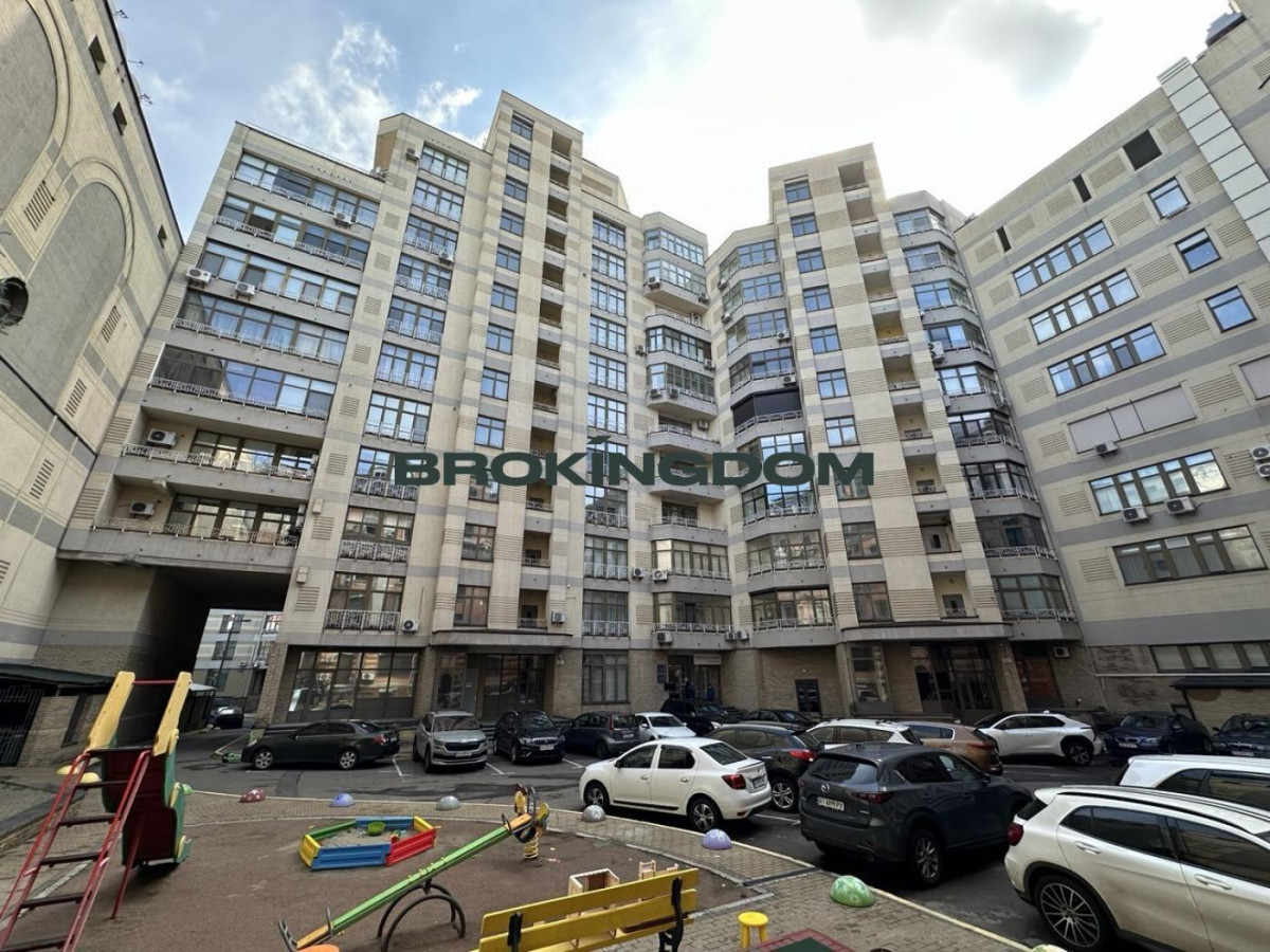 Фото Комерційна, продаж. Київ Голосеевский