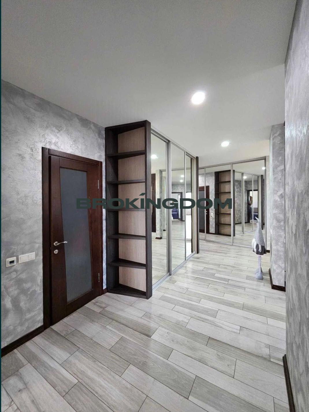 Photo Three-Room flat, for sale. Kyiv Дарницкий