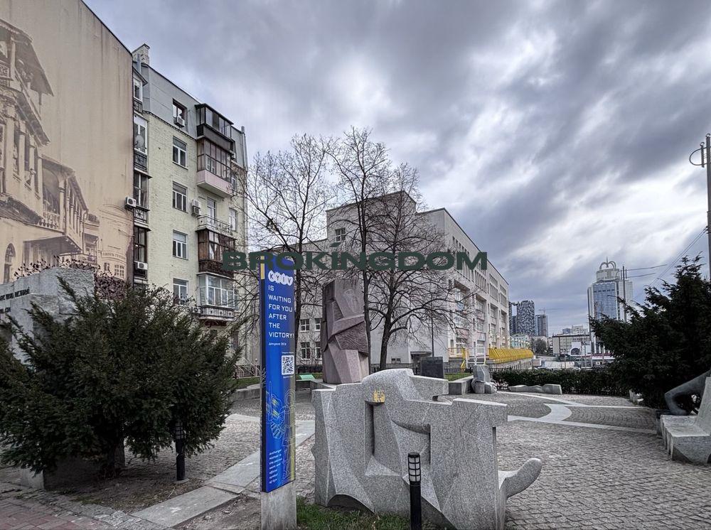 Photo Three-Room flat, for sale. Kyiv Голосеевский