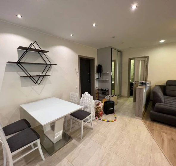 Photo 1. One-Room flat, for sale. Kyiv Голосеевский, Iprodrom