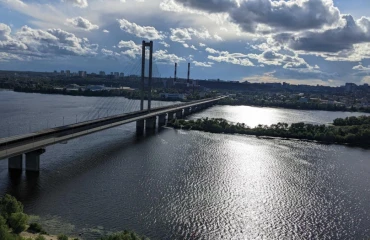Zdjęcie Kawalerka mieszkanie, do wynajęcia. Kyiv Дарницкий