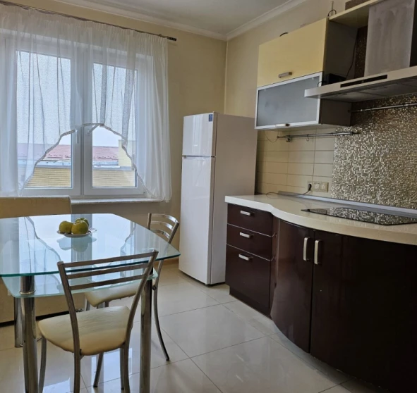 Fotografie 1. Două Camere apartament, de vânzare. Kyiv Шевченковский район, Dorohizhi