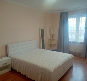 Фото 2. Двокімнатна квартира, оренда. Київ Дарницкий район, Харківська