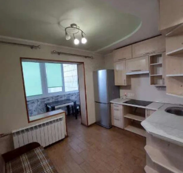 Zdjęcie 1. Kawalerka mieszkanie, na sprzedaż. Kyiv Деснянский район