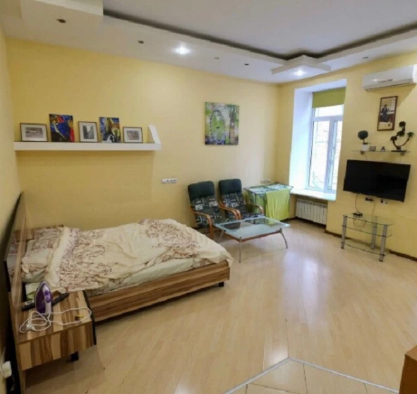 Fotografie 1. Garsonieră apartament, de închiriat. Kyiv Печерский район, Ploshcha Ukrains'kykh Heroiv