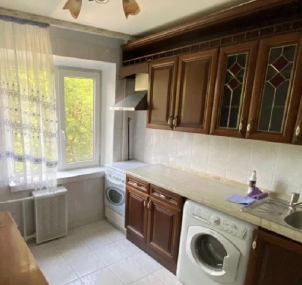 Photo 1. Three-Room flat, to rent. Kyiv Деснянский район, Lisova