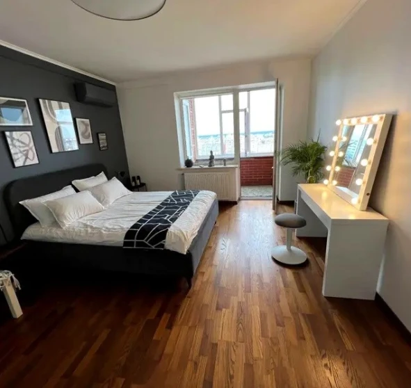 Photo 1. Three-Room flat, for sale. Kyiv Дарницкий район, Kharkivska