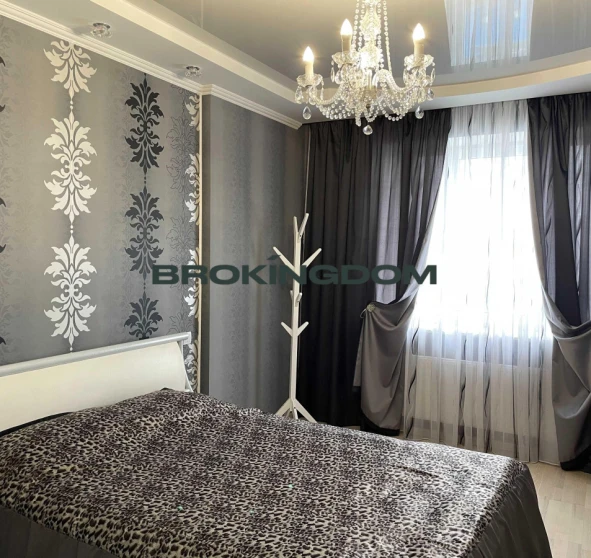 Fotografie 1. Trei Camere apartament, de vânzare. Kyiv Соломенский