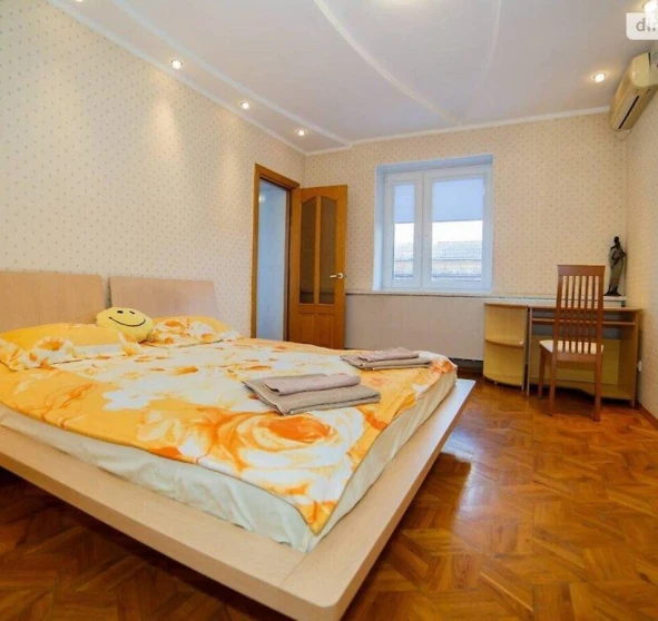 Photo 1. Three-Room flat, for sale. Poltava Шевченковский (Октябрьский)