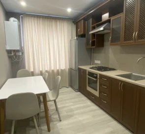 Photo 4. Three-Room flat, for sale. Poltava Шевченковский (Октябрьский)