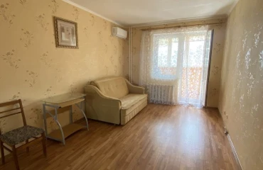 Zdjęcie Kawalerka mieszkanie, do wynajęcia. Kyiv Дарницкий