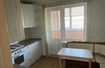 Zdjęcie Kawalerka mieszkanie, do wynajęcia. Poltava Шевченковский (Октябрьский)