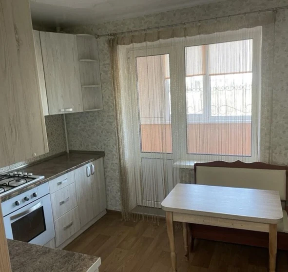 Foto 1. Monoambiente piso, para alquilar. Poltava Шевченковский (Октябрьский)