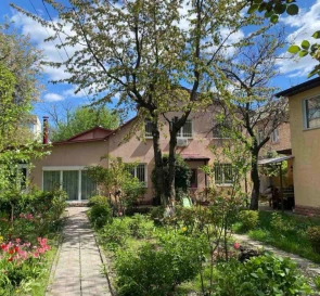 Foto 2. Casa, en venta. Kyiv Шевченковский