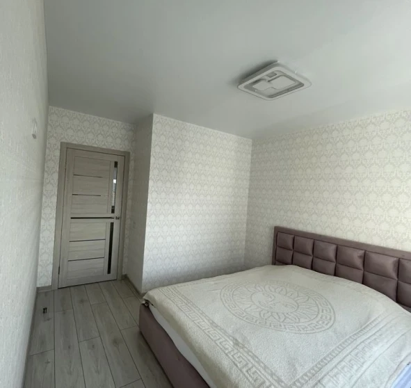 Foto 1. Dos Ambientes piso, para alquilar. Kyiv Дарницкий